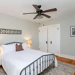 Sojourn At Colley Manor Unit 6