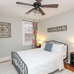 Sojourn At Colley Manor Unit 2 Sleeps 4
