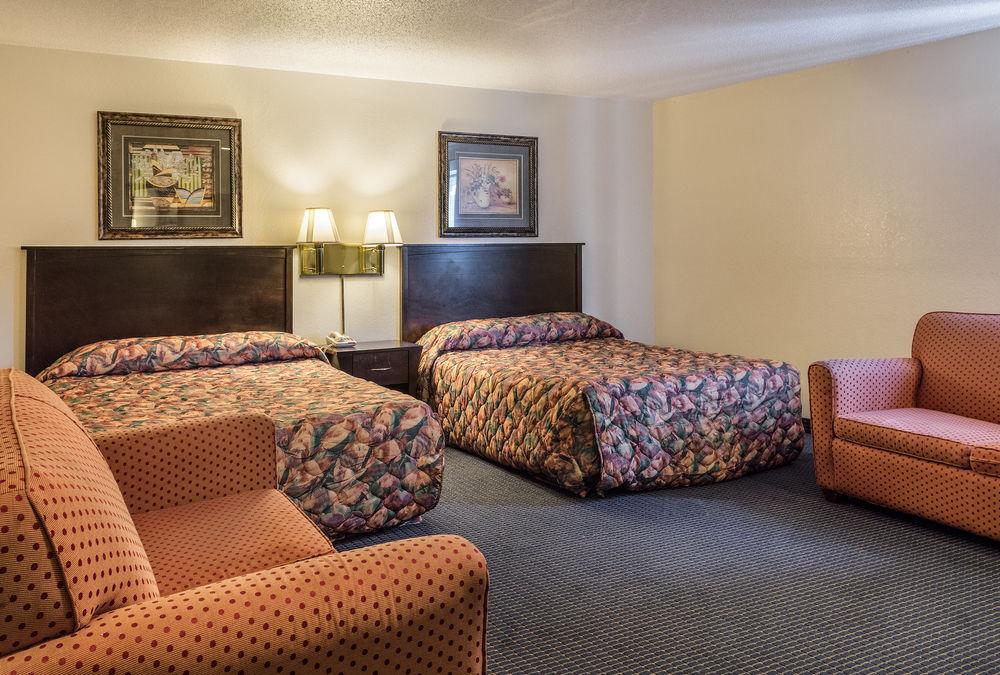 Spark By Hilton Hotel Norfolk