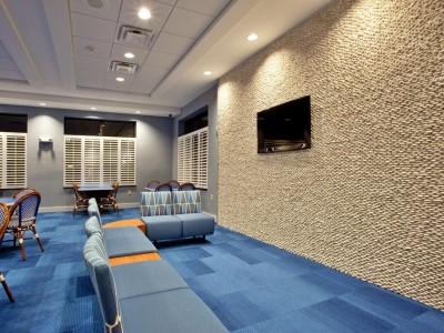 Express & Airport By Ihg Hotel