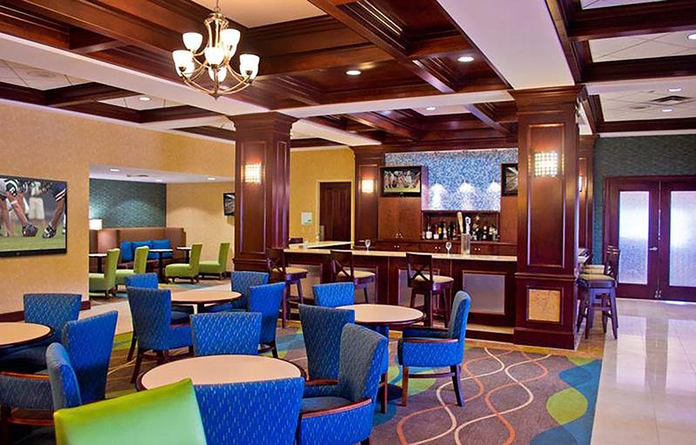 Delta By Marriott Airport 4*