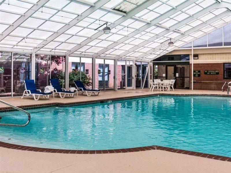 Quality Wright - Airport Hotel 3*