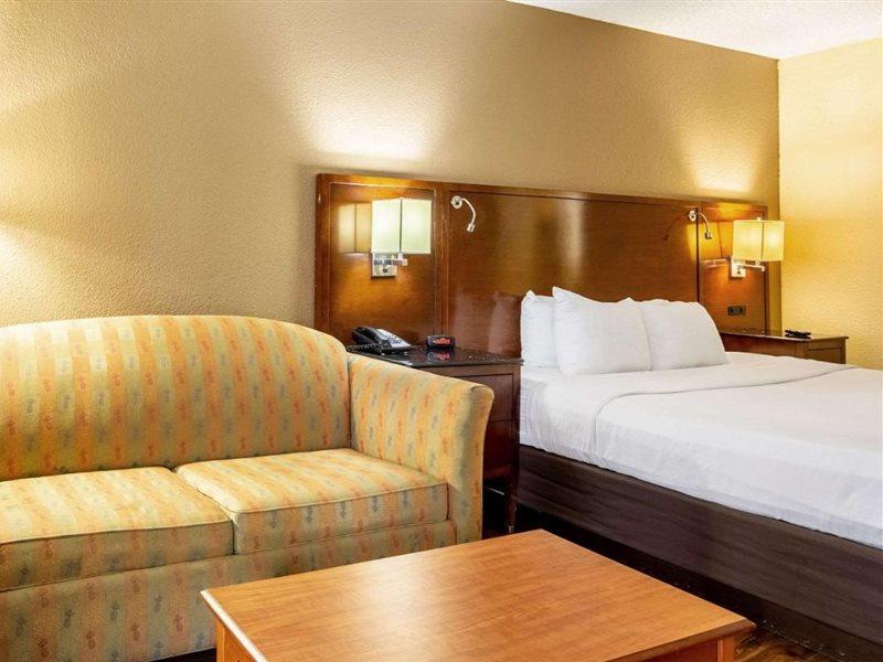 Hotel Econo Naval Station Norfolk