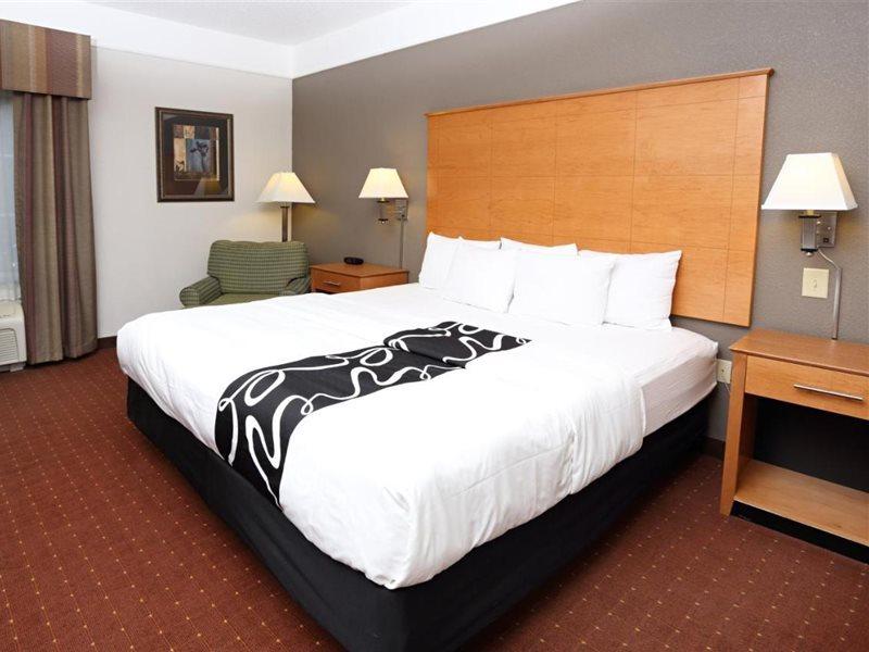 La Quinta & By Wyndham 3*