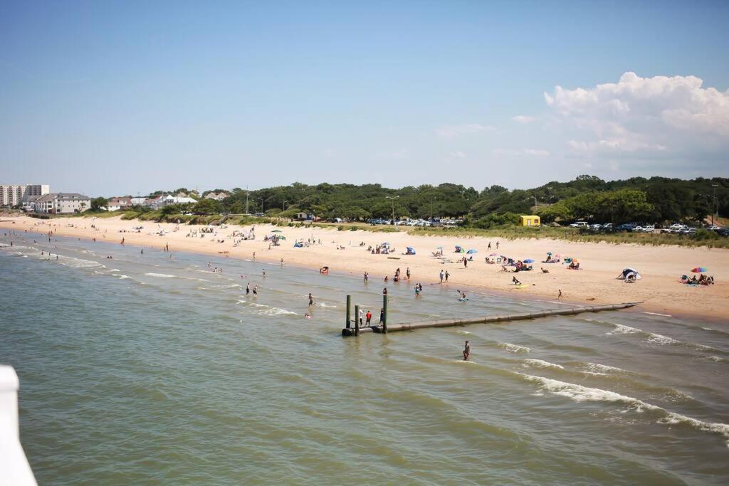 Sunny At Ocean View