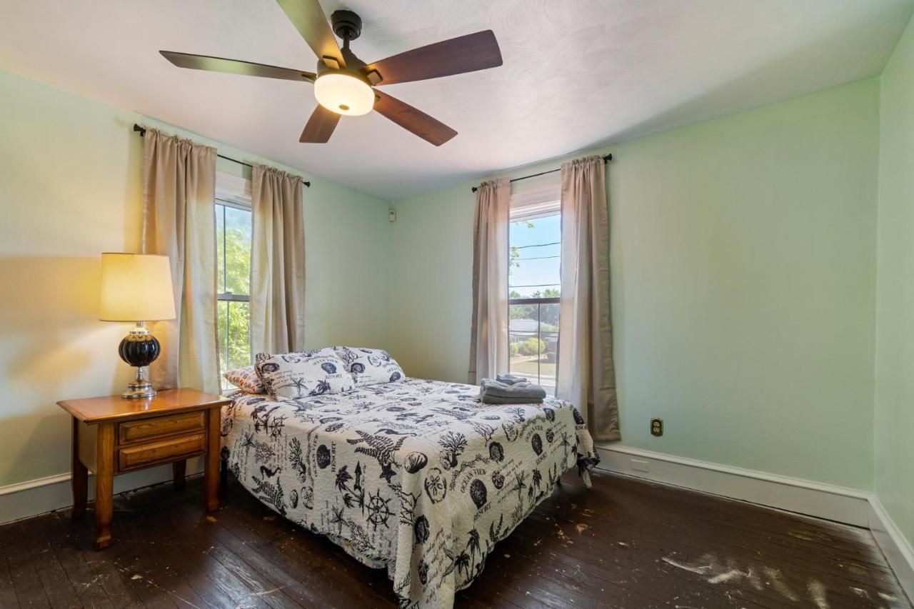 Captains Quarters By The Bay * Norfolk