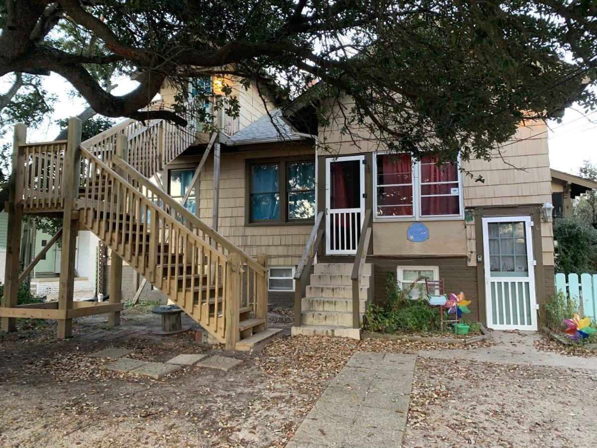 Rustic Rooftop Delight - Bay Front Apts Apartment Norfolk