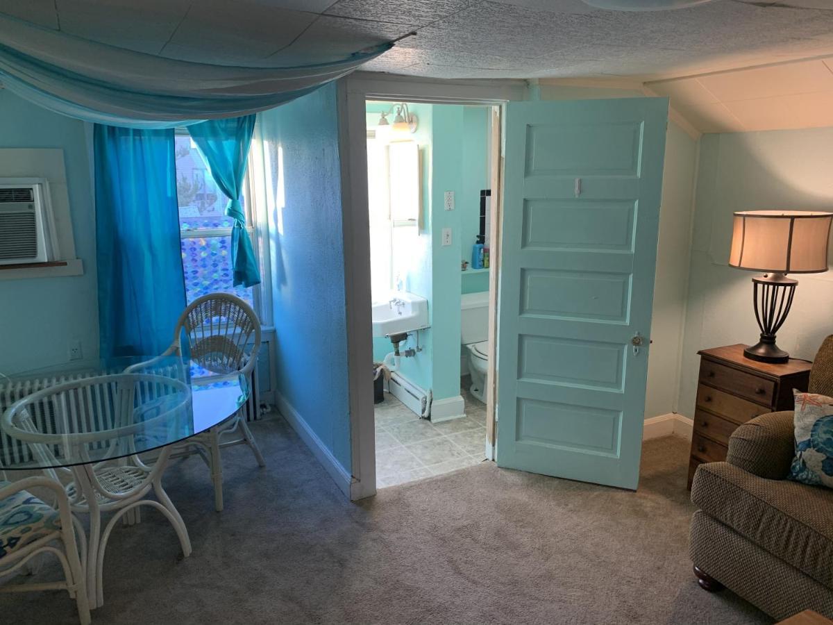 Apartment Rustic Rooftop Delight - Bay Front Apts Norfolk