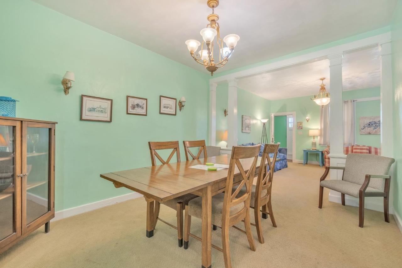 Manor And Mutts #1 Holiday home Norfolk