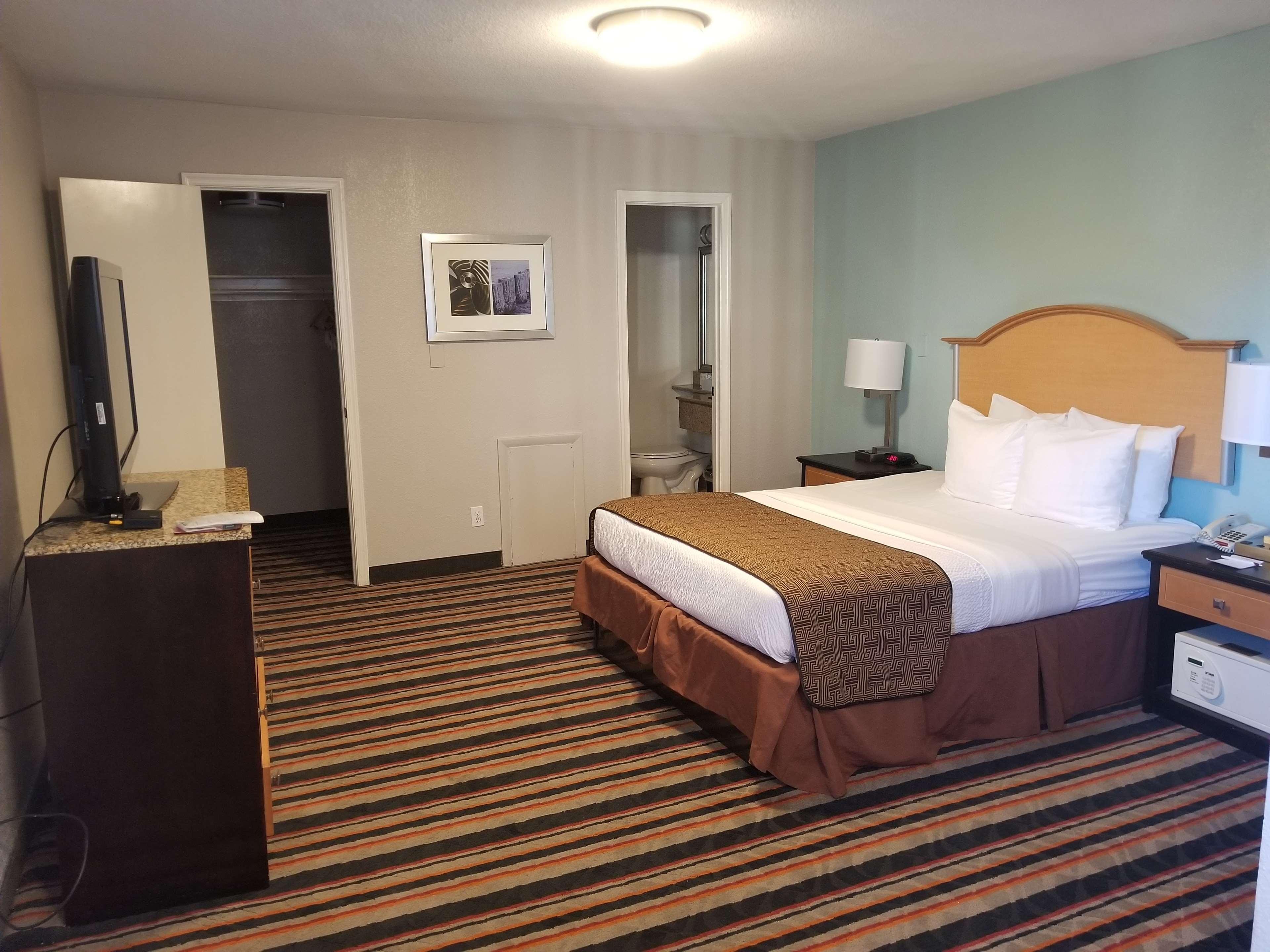 Hotel Western Sands & Norfolk