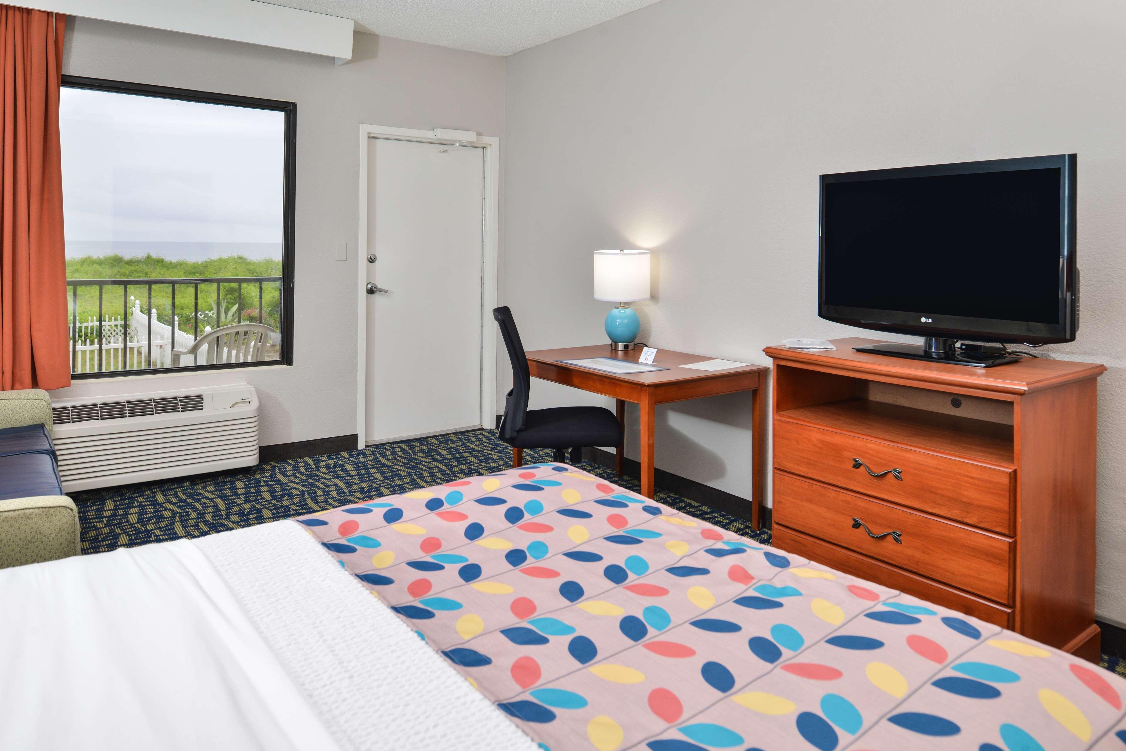 Western Sands & 3* Norfolk