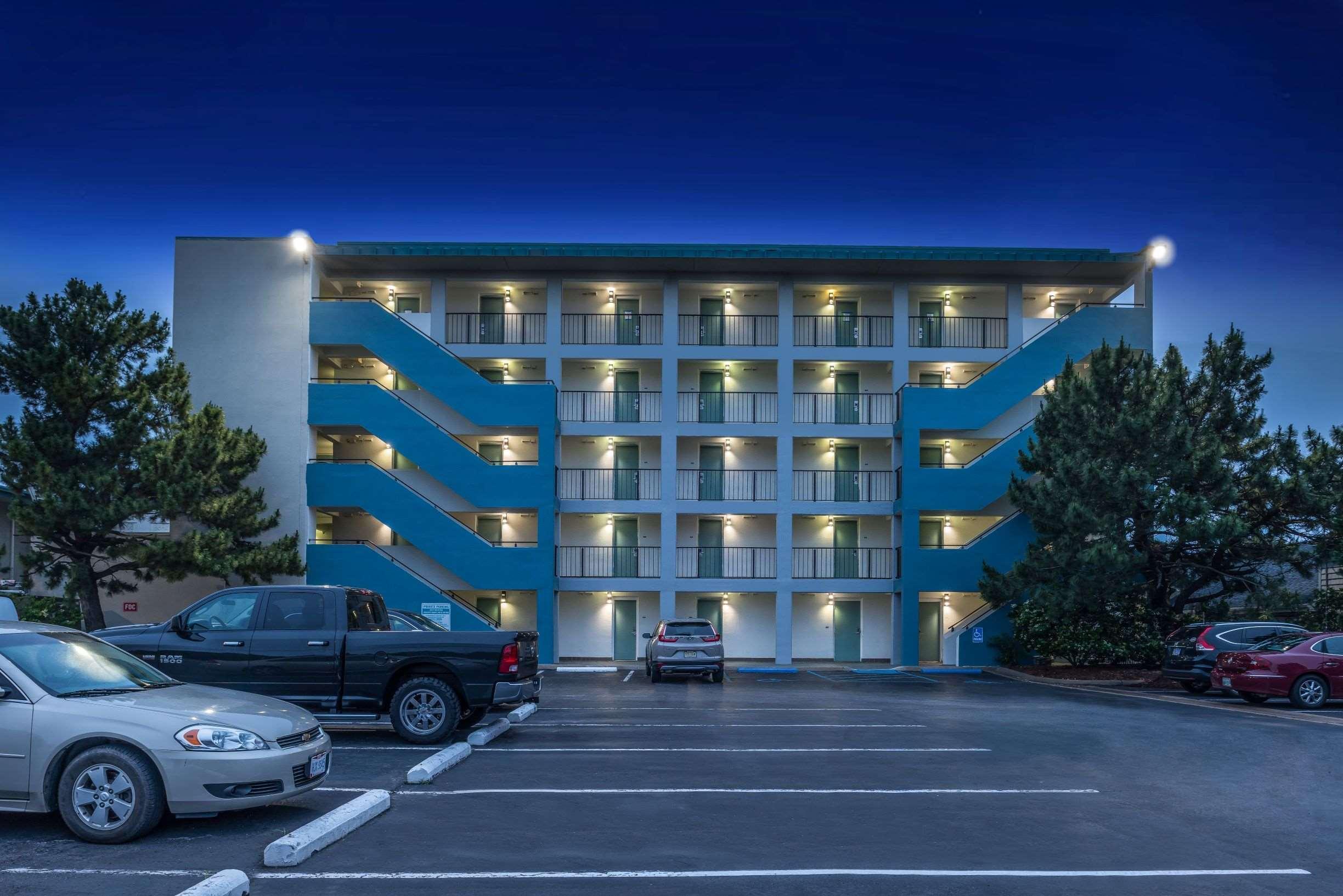 Western Sands & Hotel Norfolk