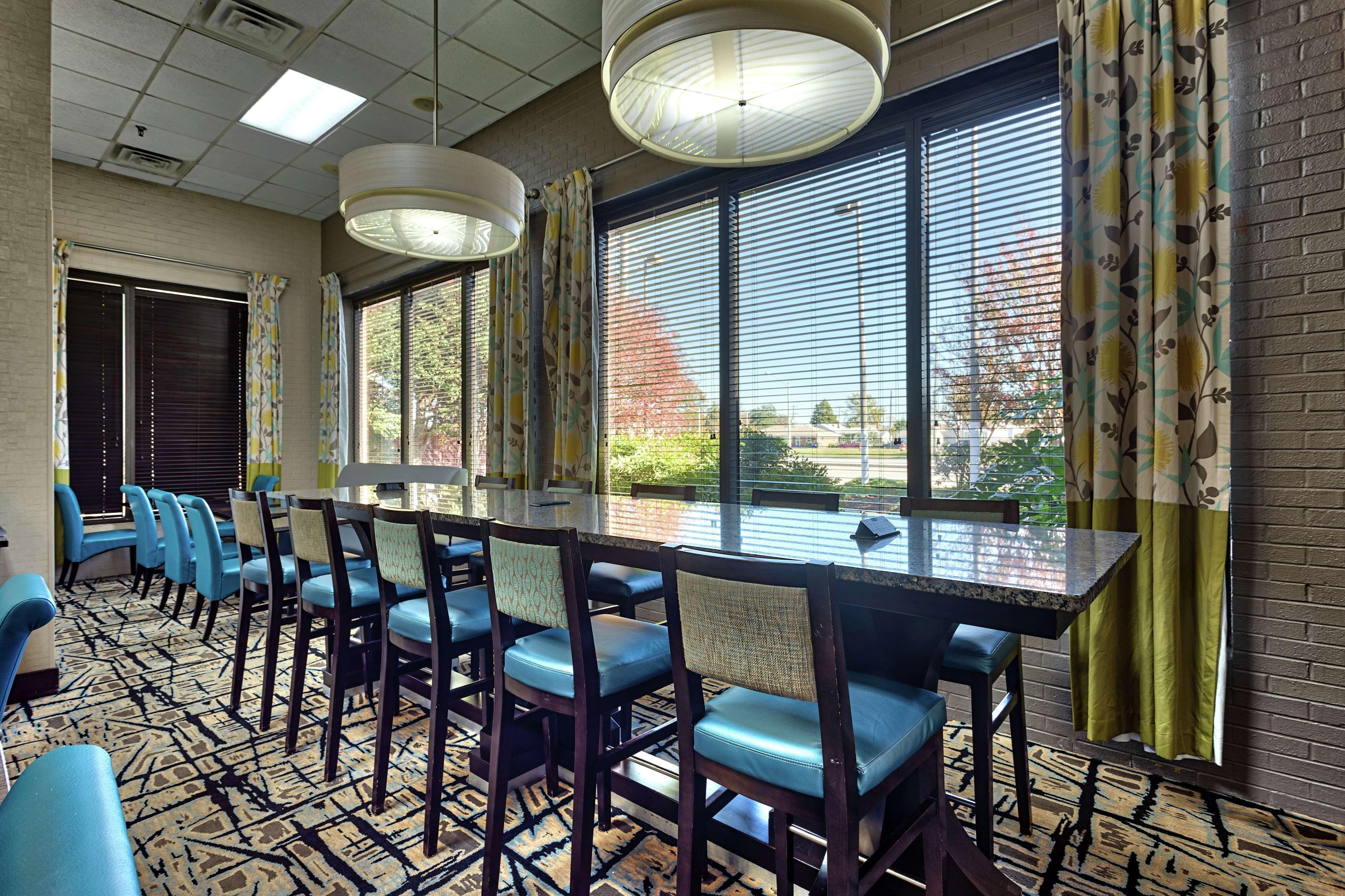 Hotel Hampton Norfolk-naval Base 3*
