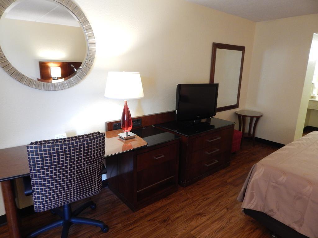 Hotel Econo Naval Station Norfolk