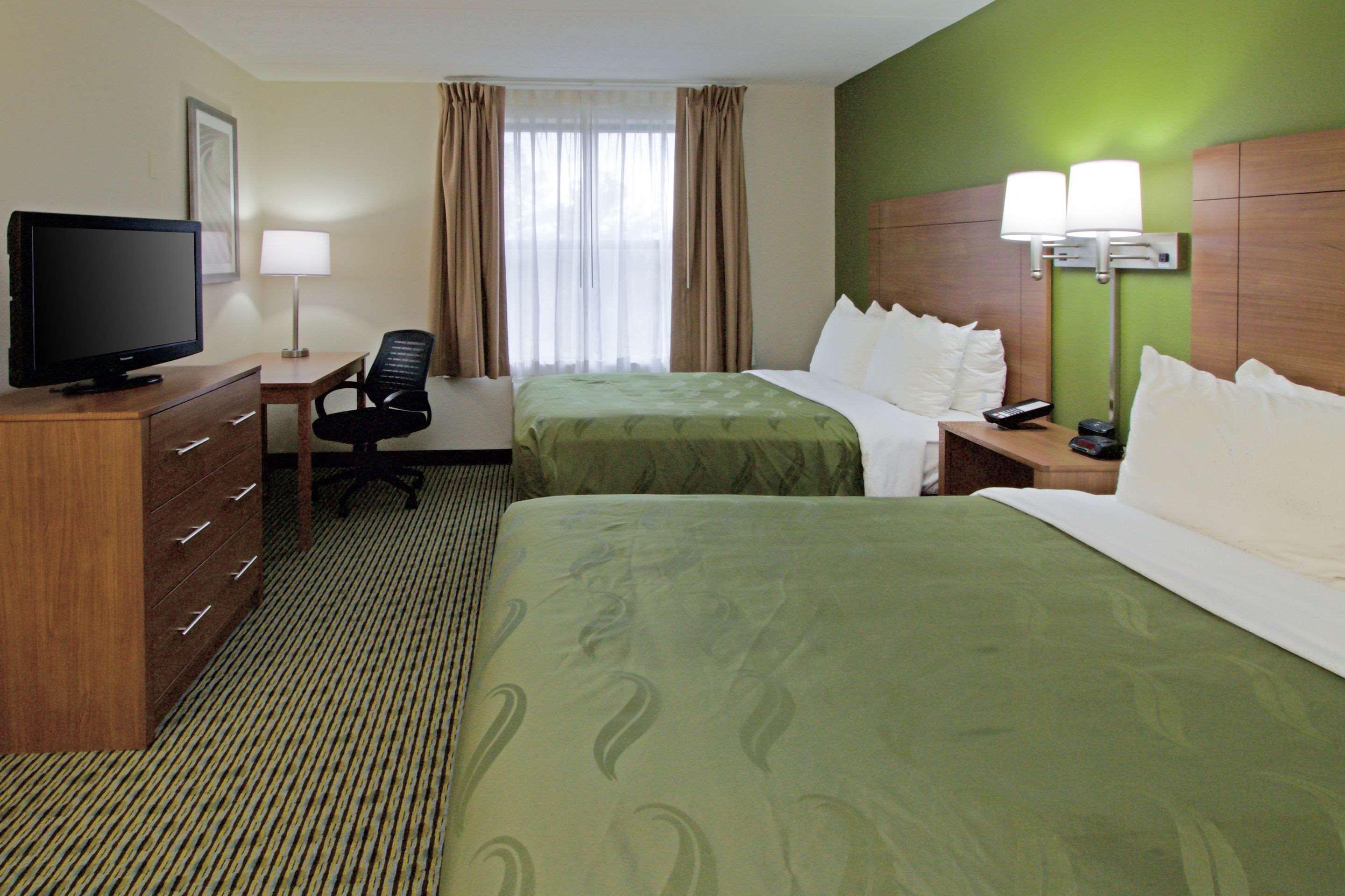 Hotel Quality Wright - Airport