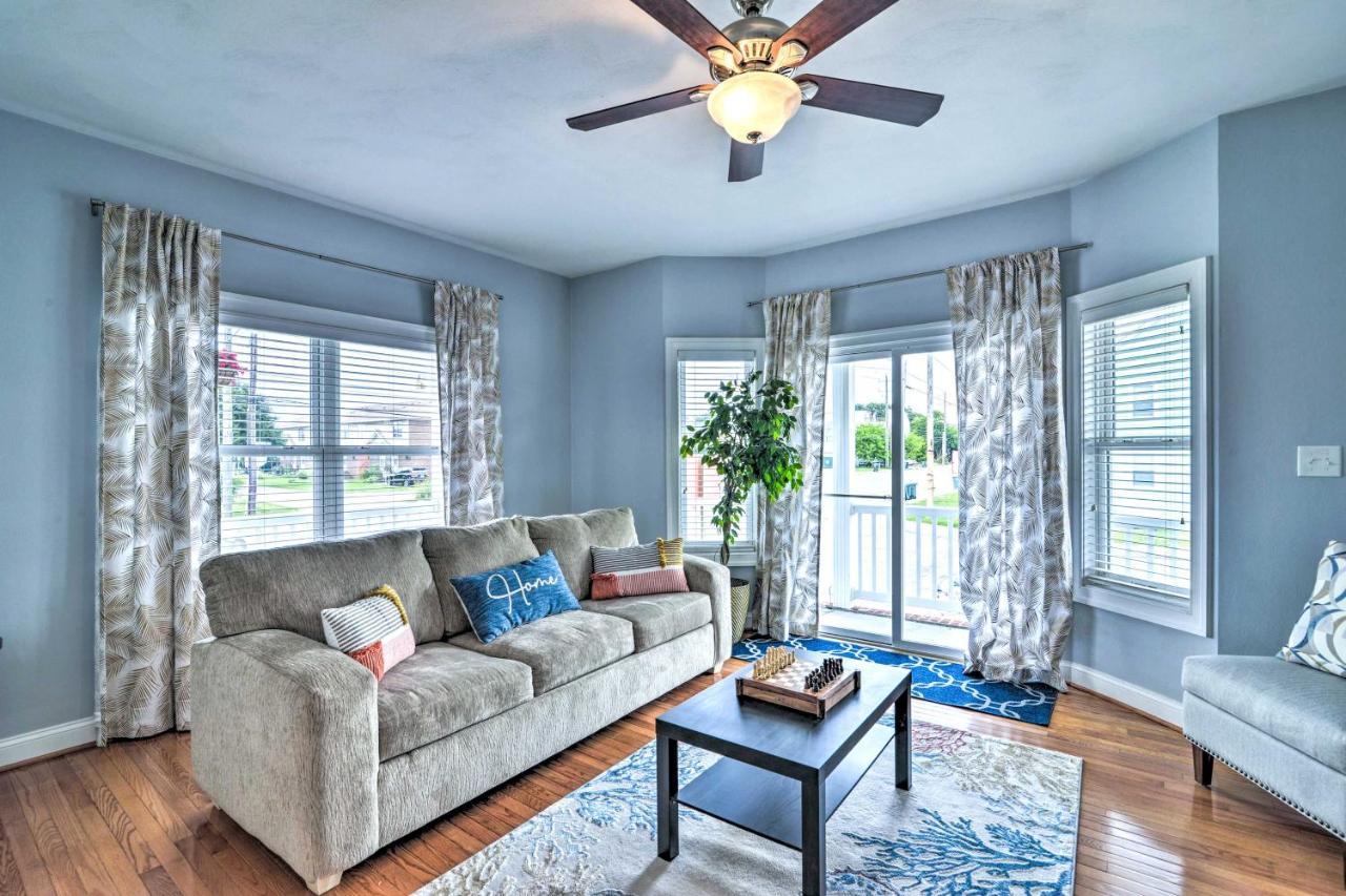 Inviting Family Retreat 1 Block To Beach! Holiday home
