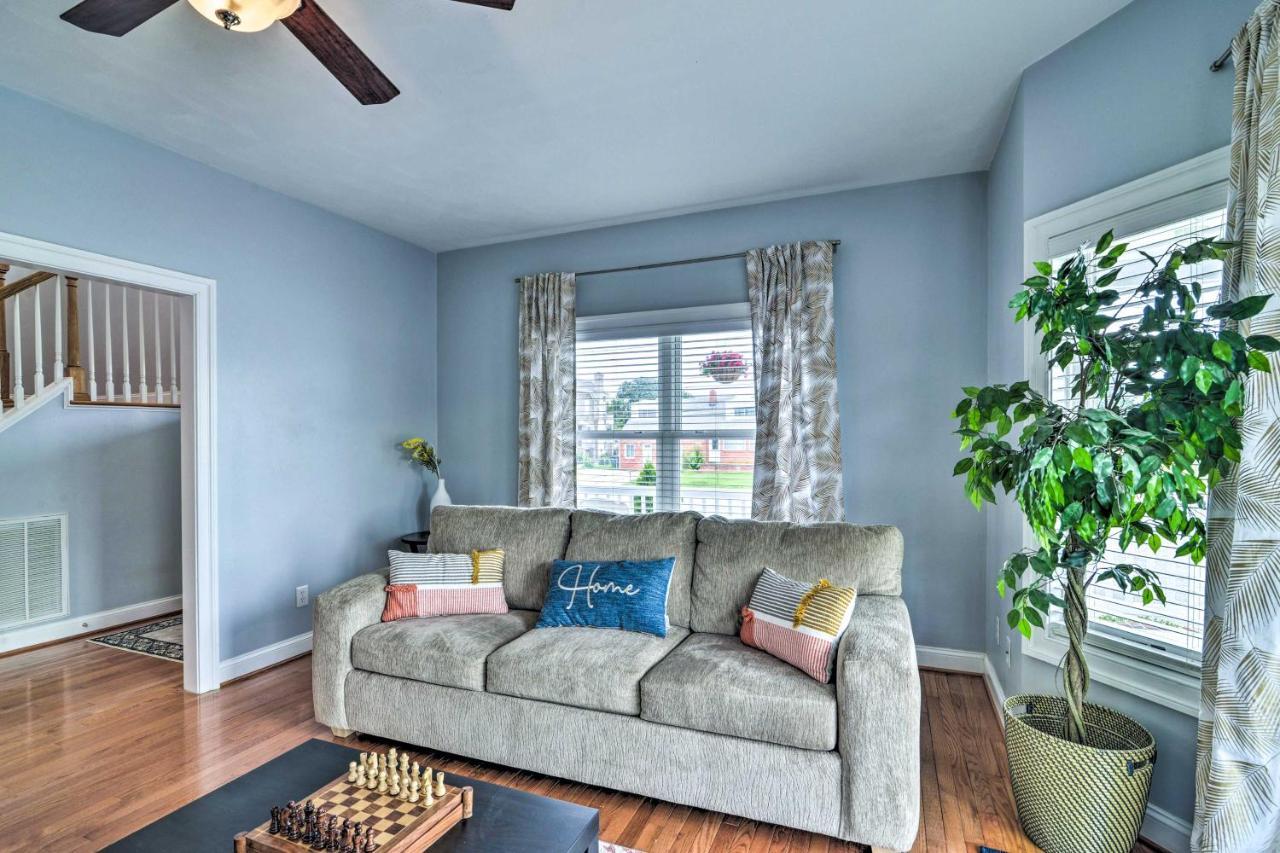 Holiday home Inviting Family Retreat 1 Block To Beach!