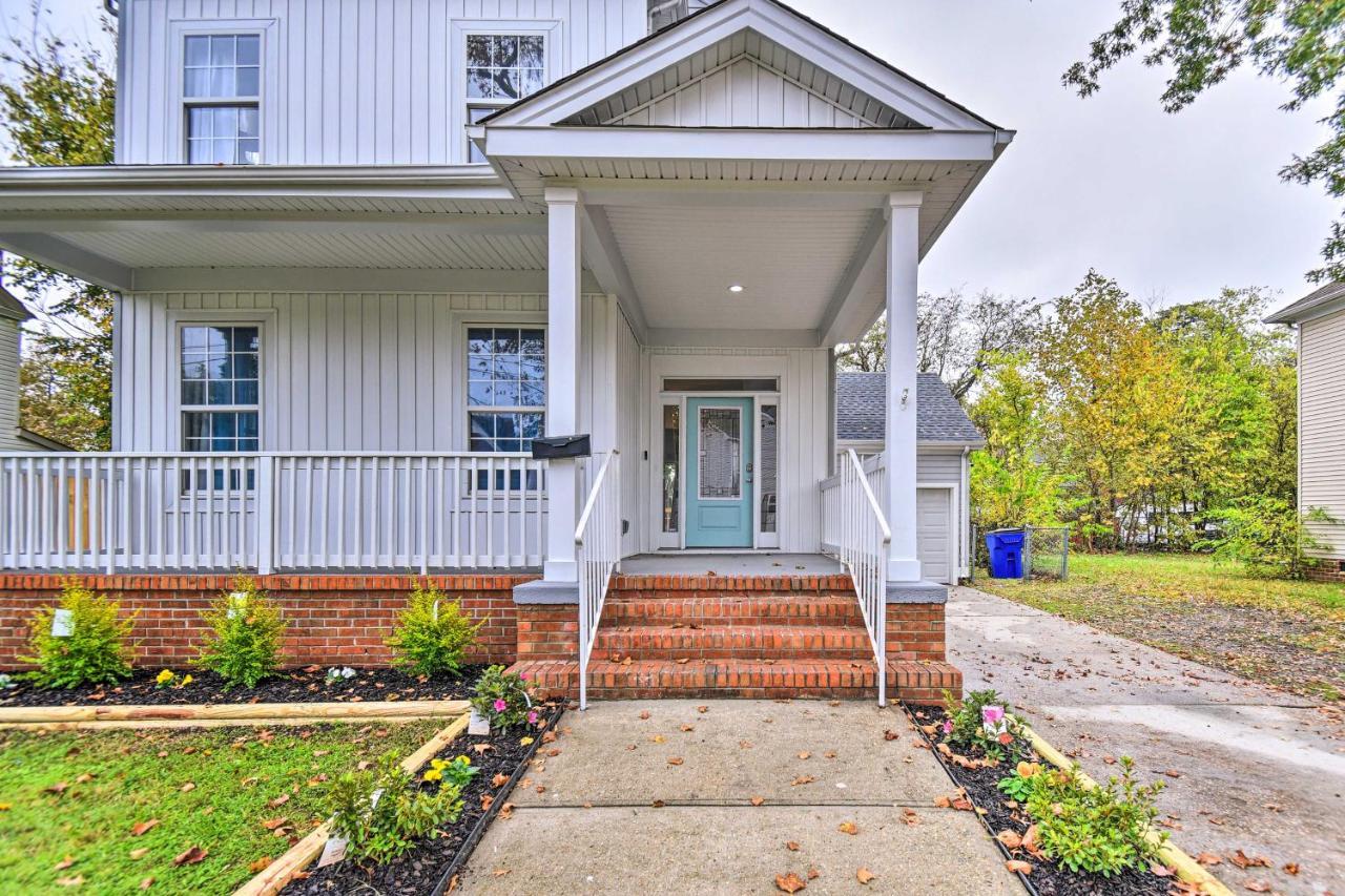 Bright With Deck Less Than 3 Mi To Town!