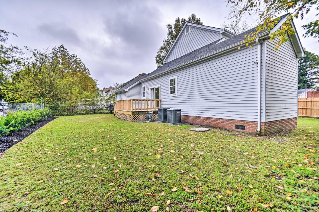 Bright With Deck Less Than 3 Mi To Town! * Norfolk