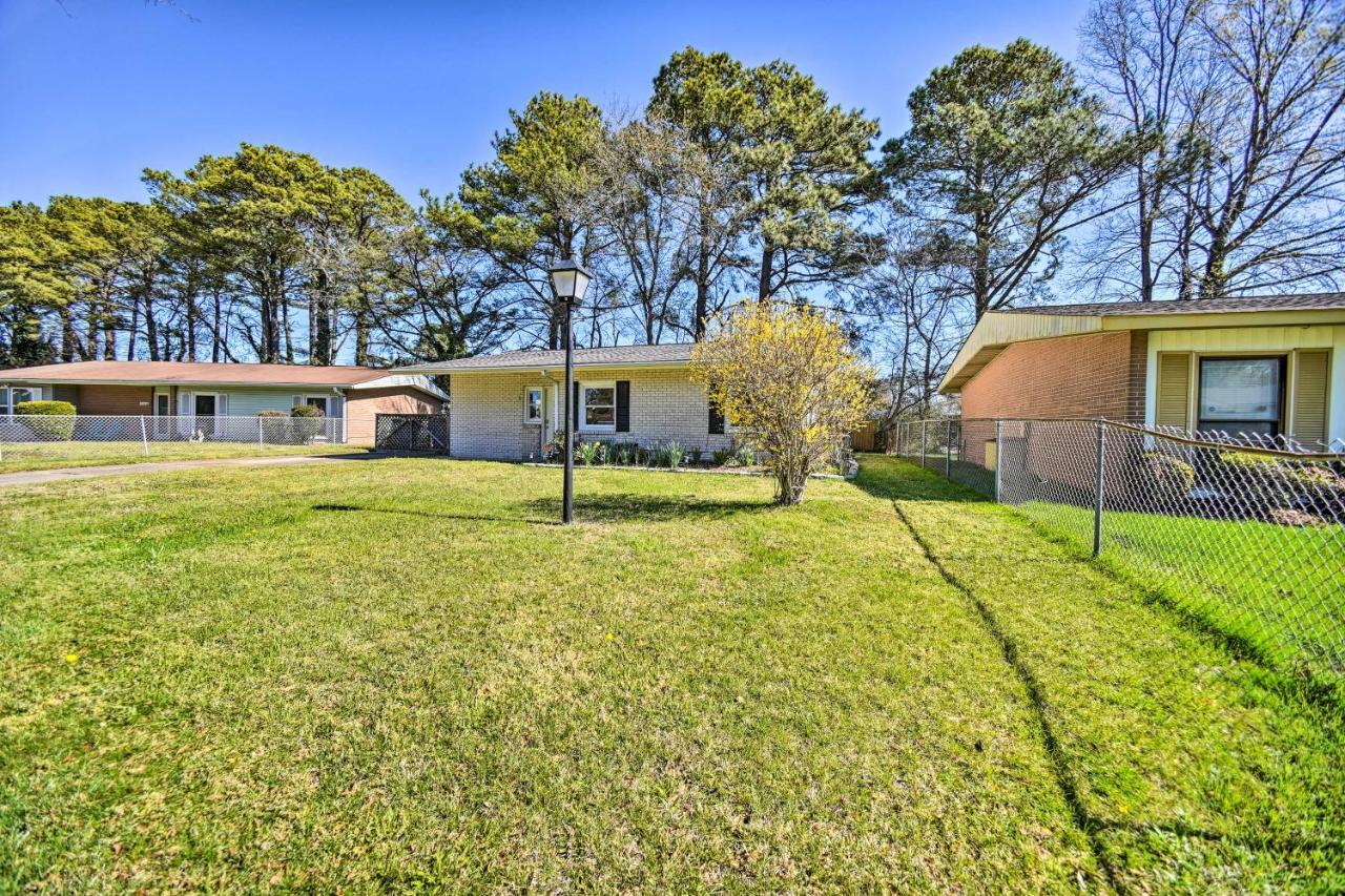 Holiday home Vacation Patio, 3 Mi To Beaches! *