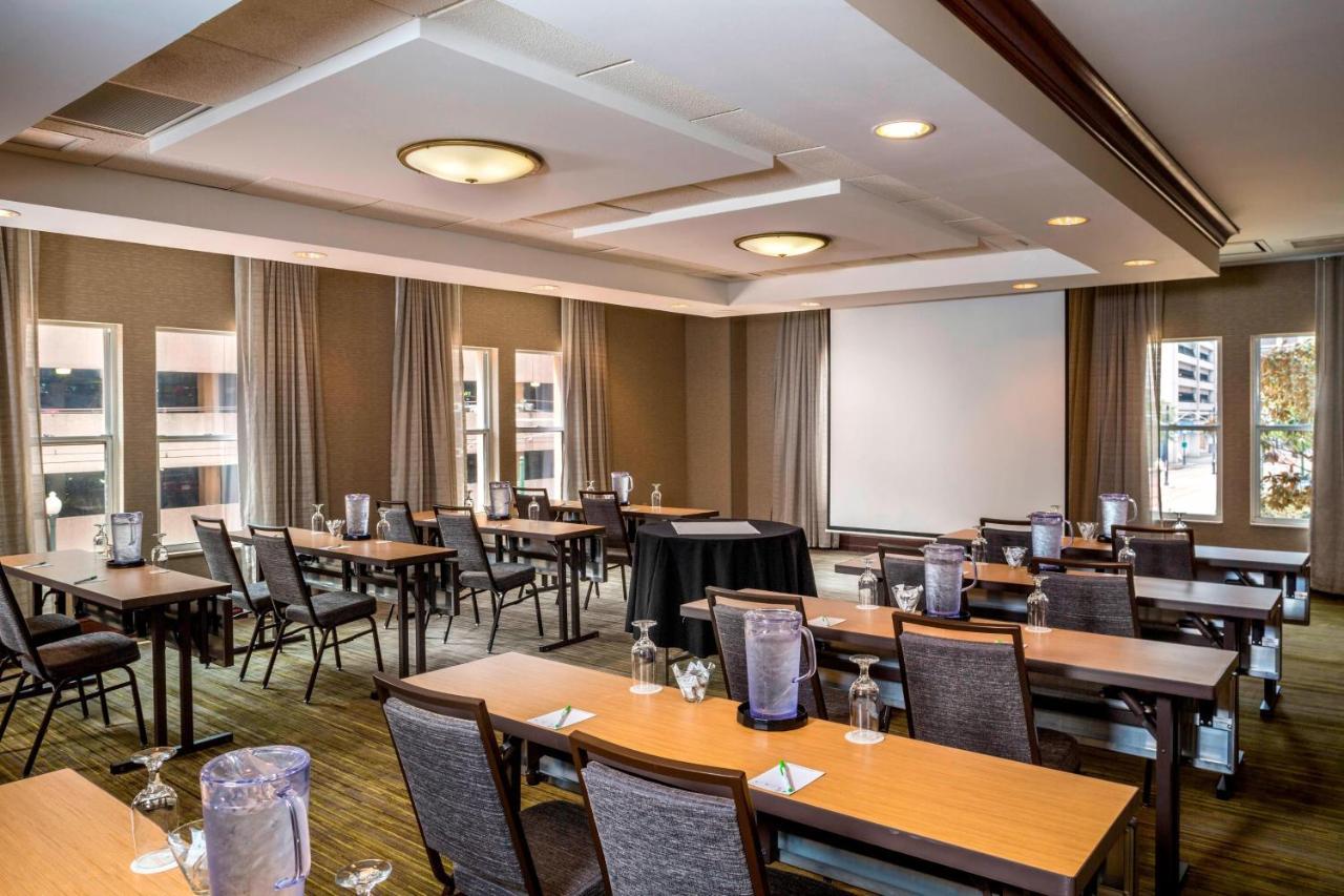 Hotel Courtyard By Marriott Downtown 3*