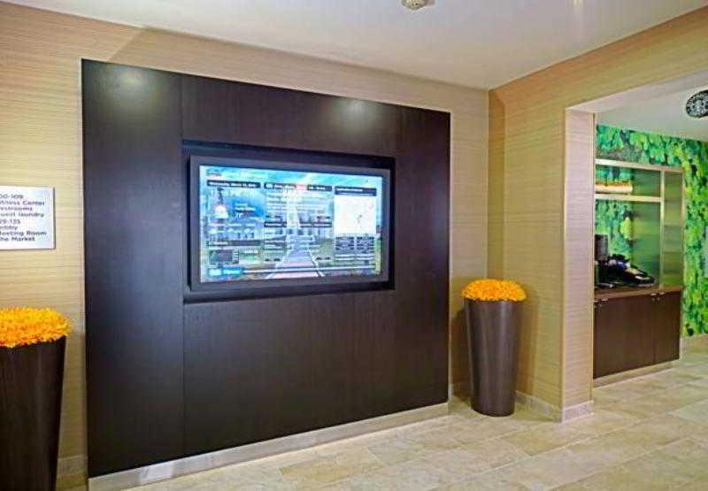 Courtyard By Marriott Downtown 3*