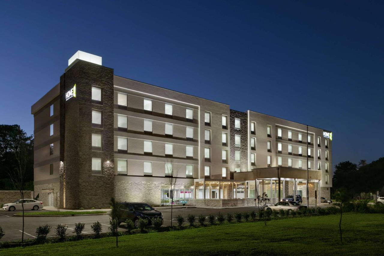 Home2 By Hilton Airport Hotel