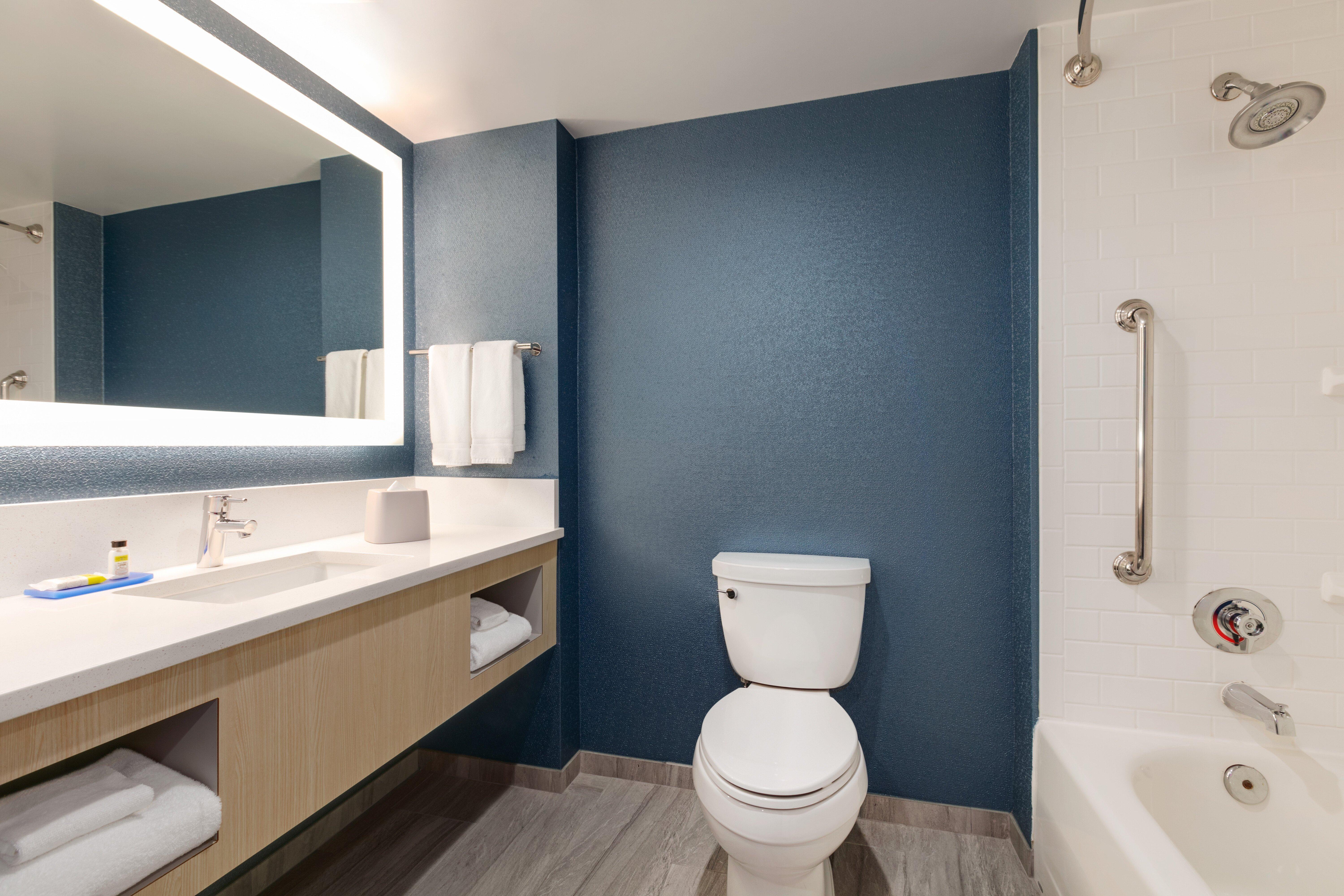 Hotel Express & Airport By Ihg Norfolk