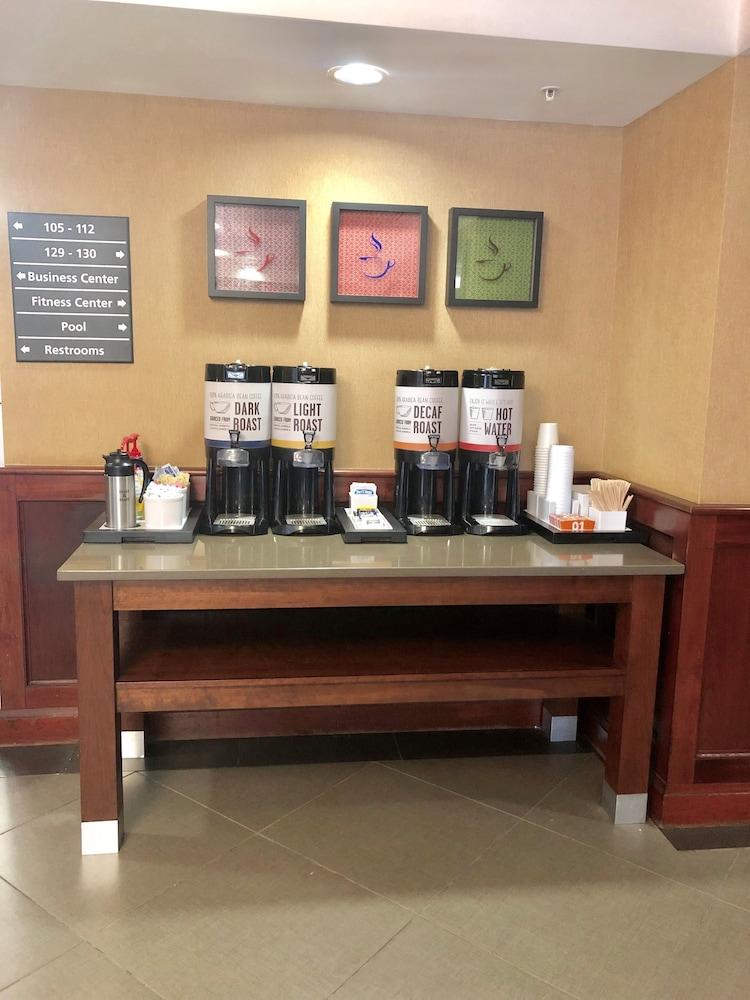 Hampton & Norfolk-airport 3* Norfolk