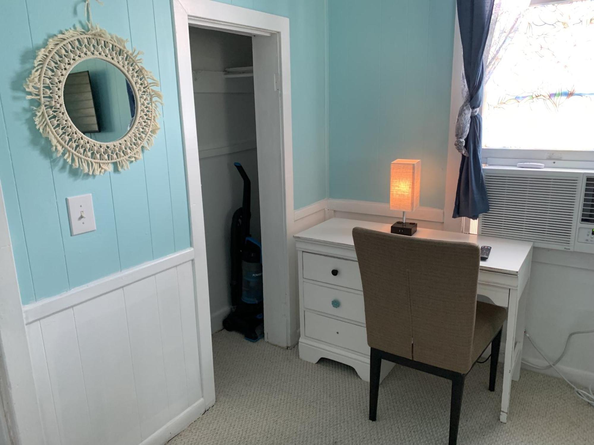 Beachfront Location In Ocean View! *