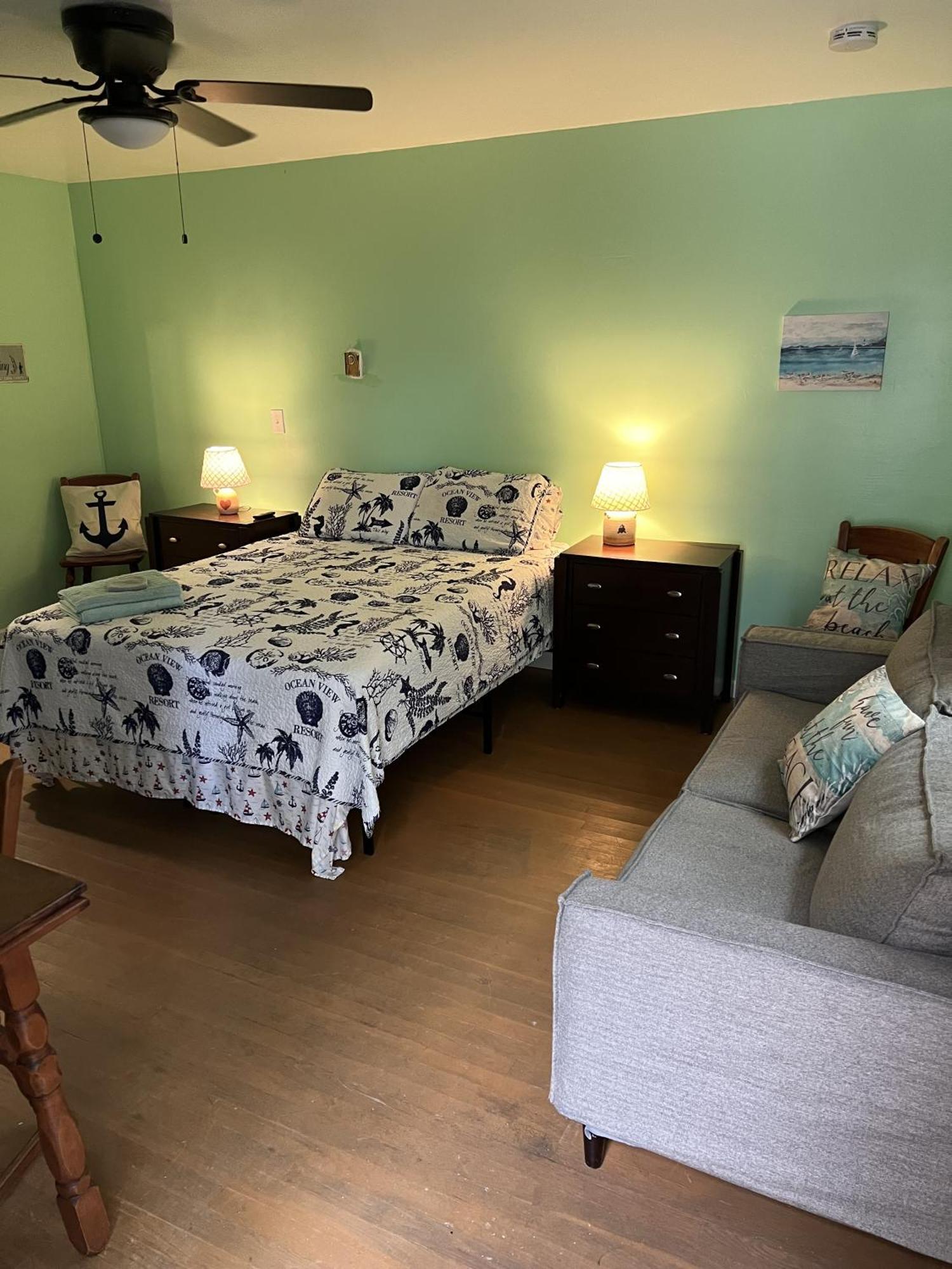 Apartment Boat House - Water Front Pets Wifi Smart Tv Apts *