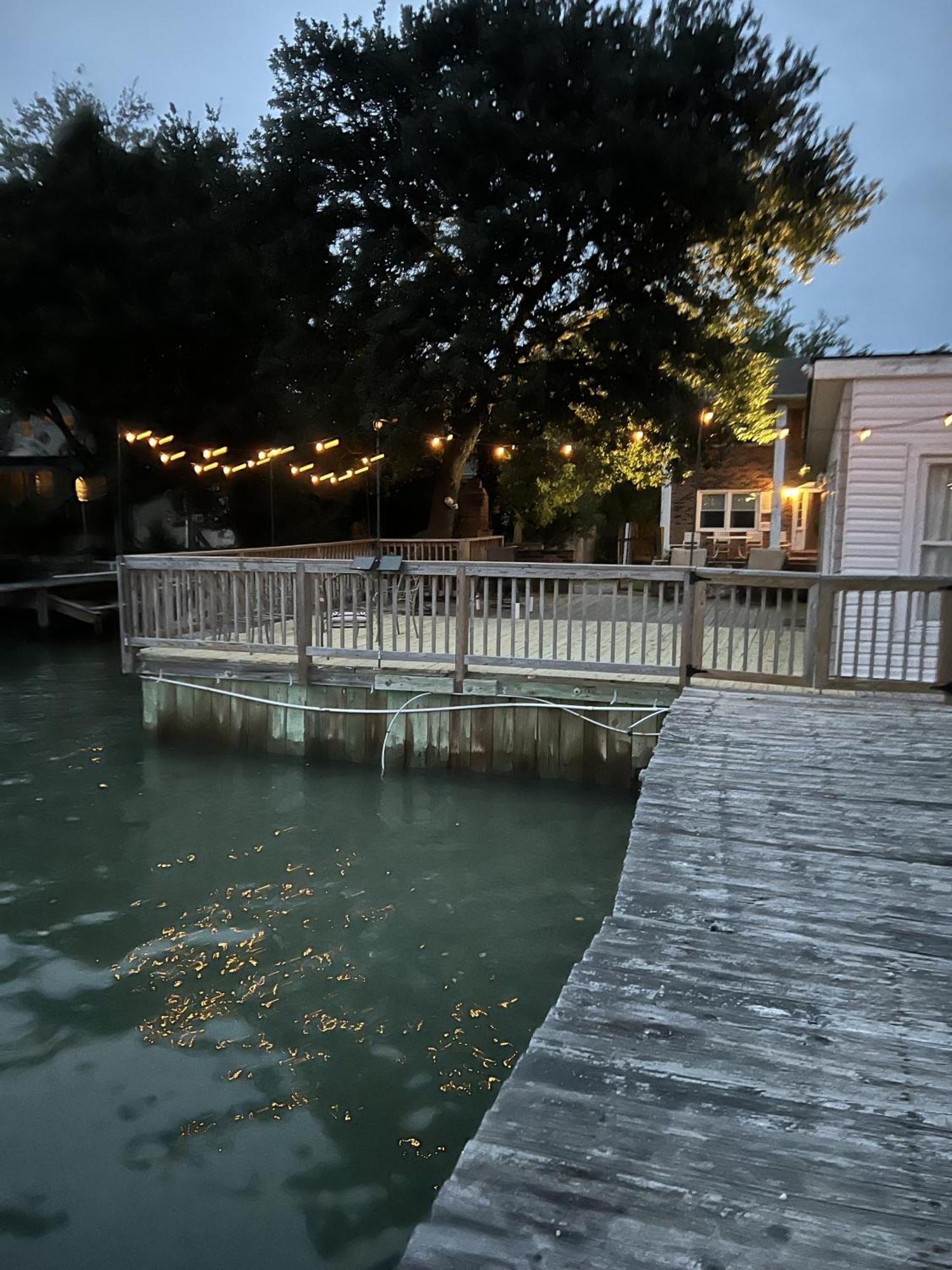 Boat House - Water Front Pets Wifi Smart Tv Apts