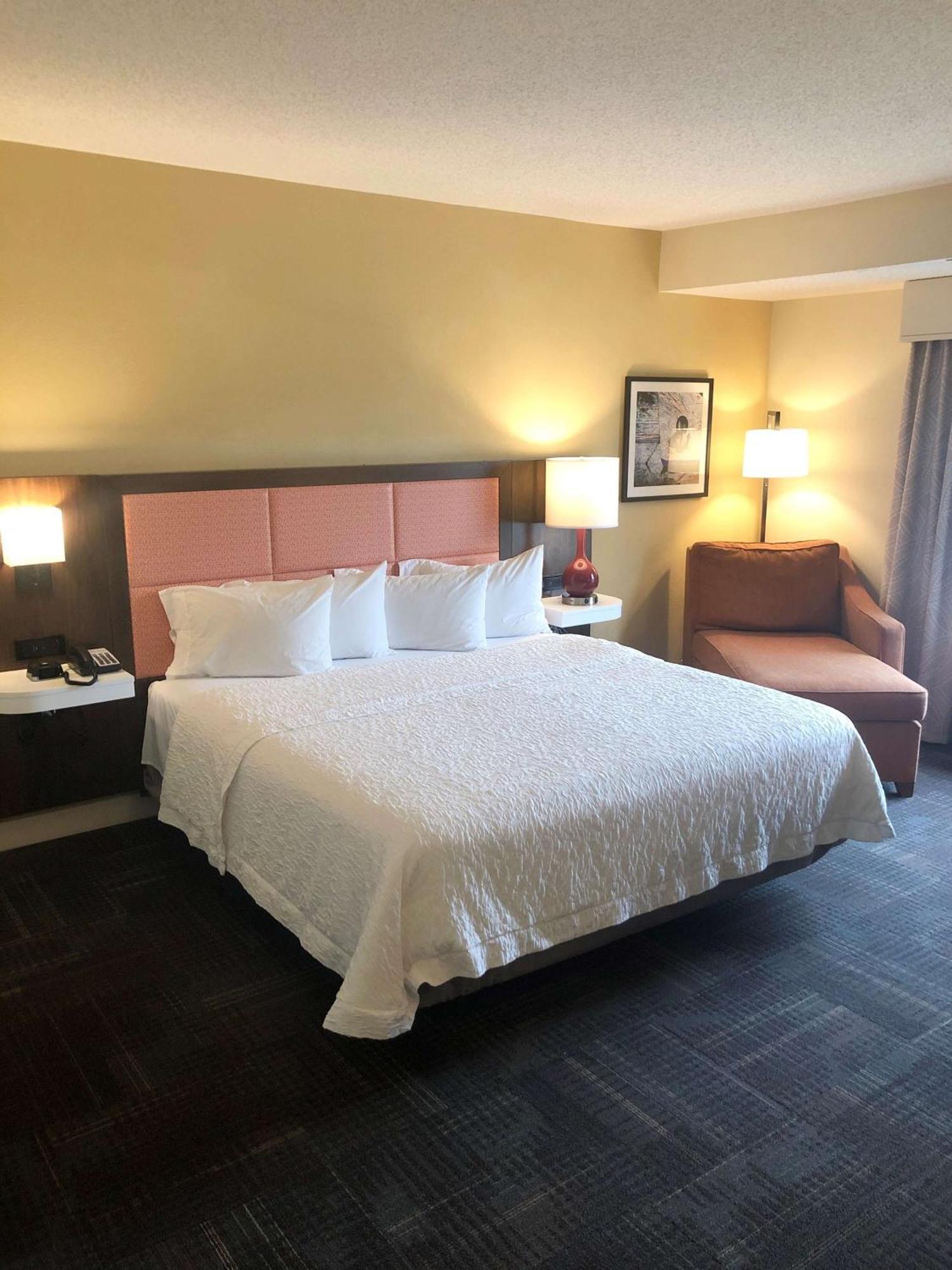 Hotel Hampton & Norfolk-airport
