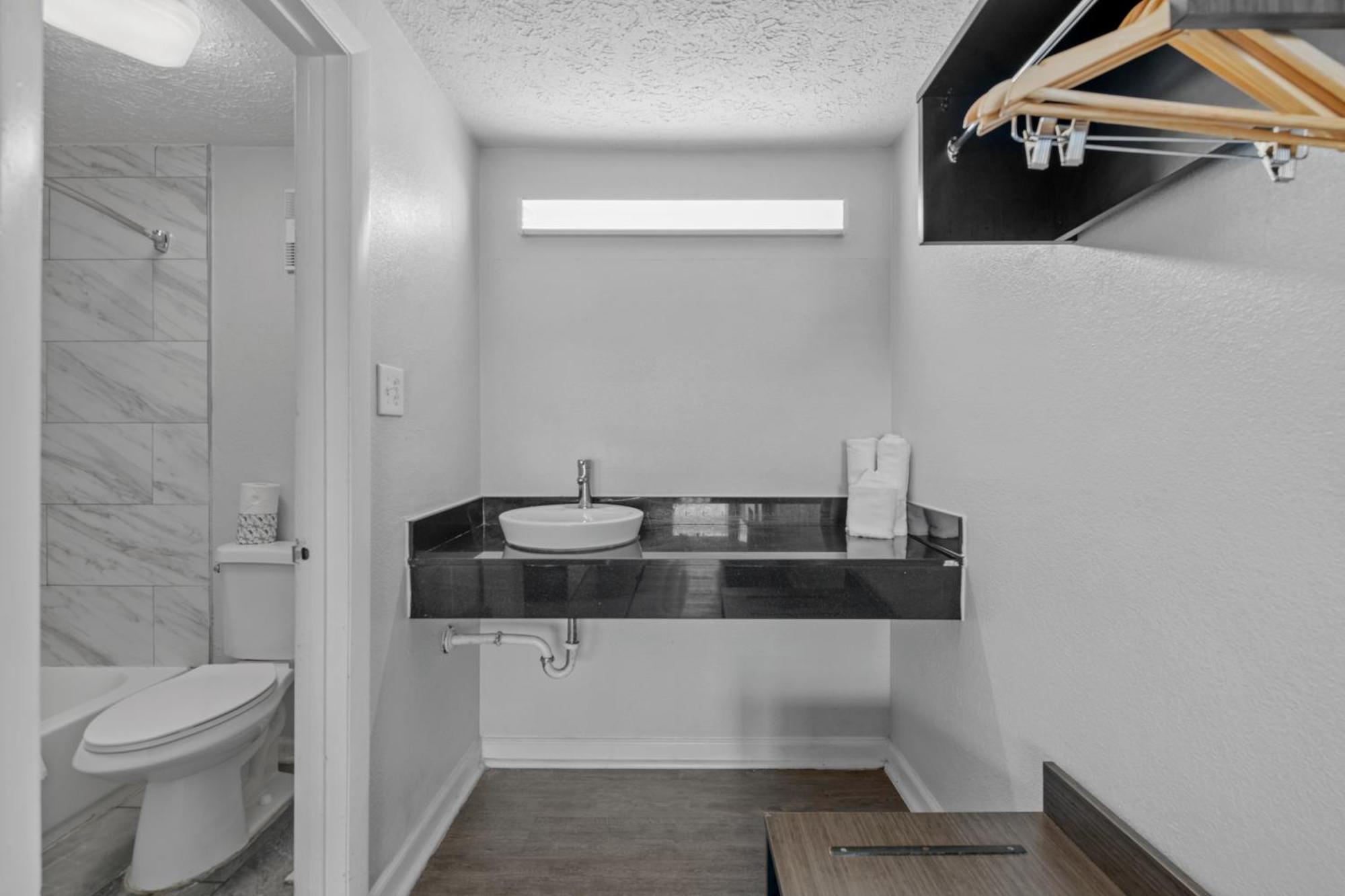 Hotel Budget Inn-norfolk, Va - Oceanview Norfolk