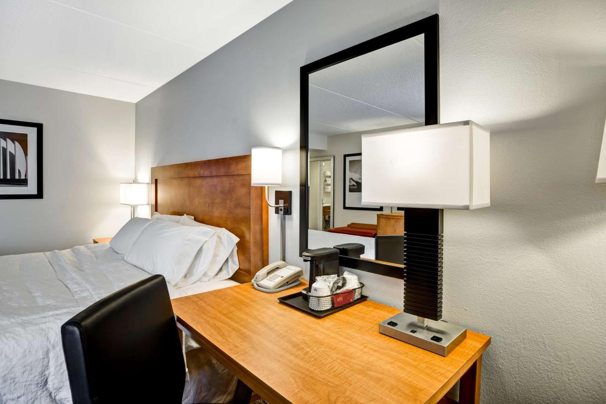 Hotel Hampton Norfolk-naval Base 3*