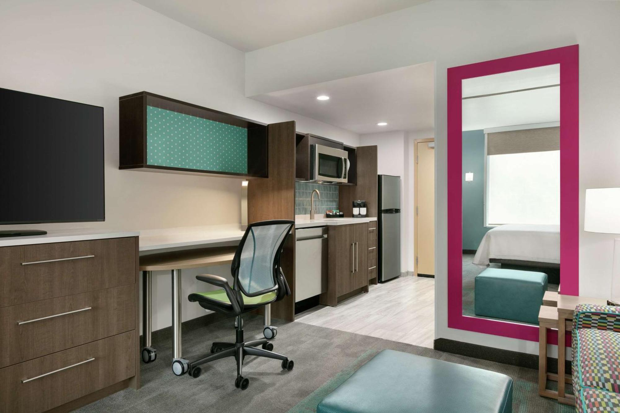 Hotel Home2 By Hilton Airport Norfolk