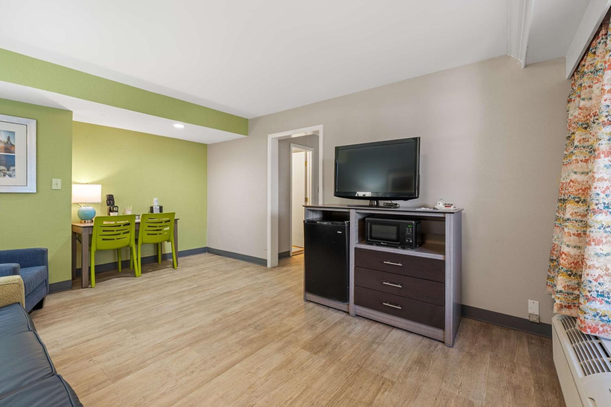 Hotel Western Sands & Norfolk