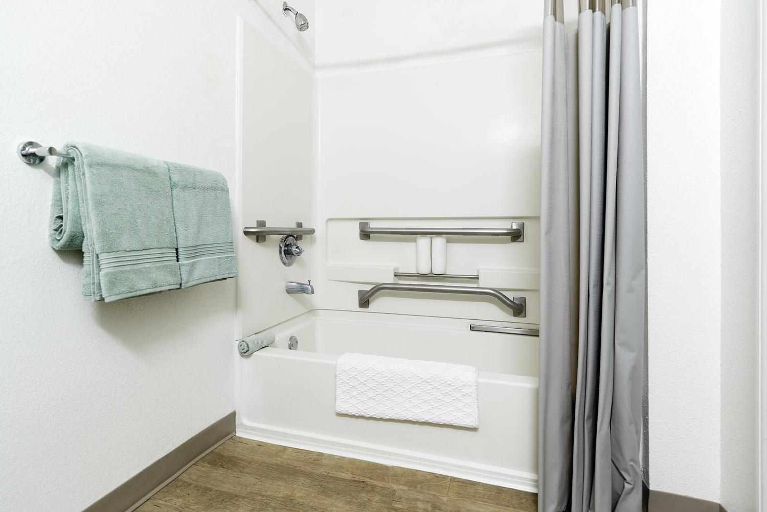 Intown Suites Extended Stay Norfolk Va Hotel Norfolk