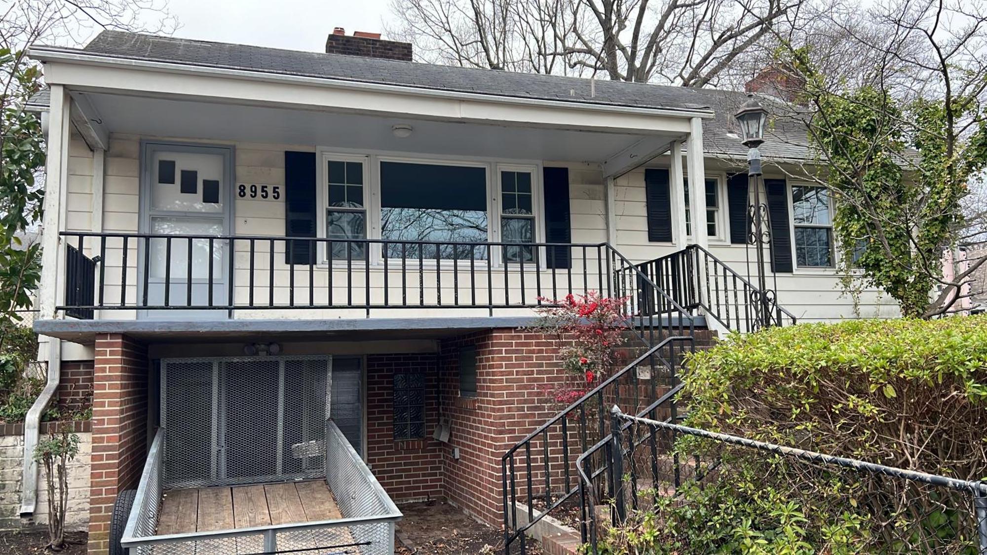 Tri-level - 5 Bedroom 2 Ba - Extended Stays, Wi-fi * Norfolk