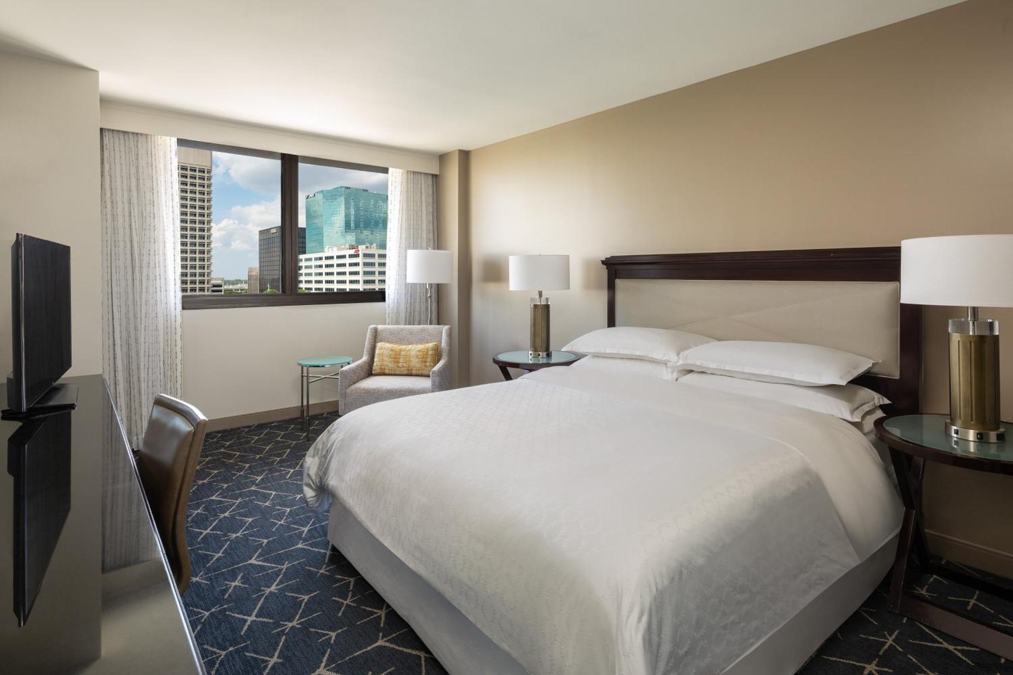 Sheraton Waterside Hotel