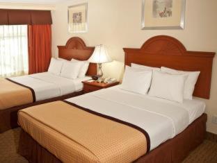 Western Sands & 3*