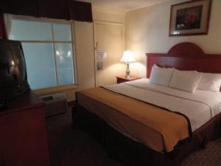 Western Sands & Hotel 3*