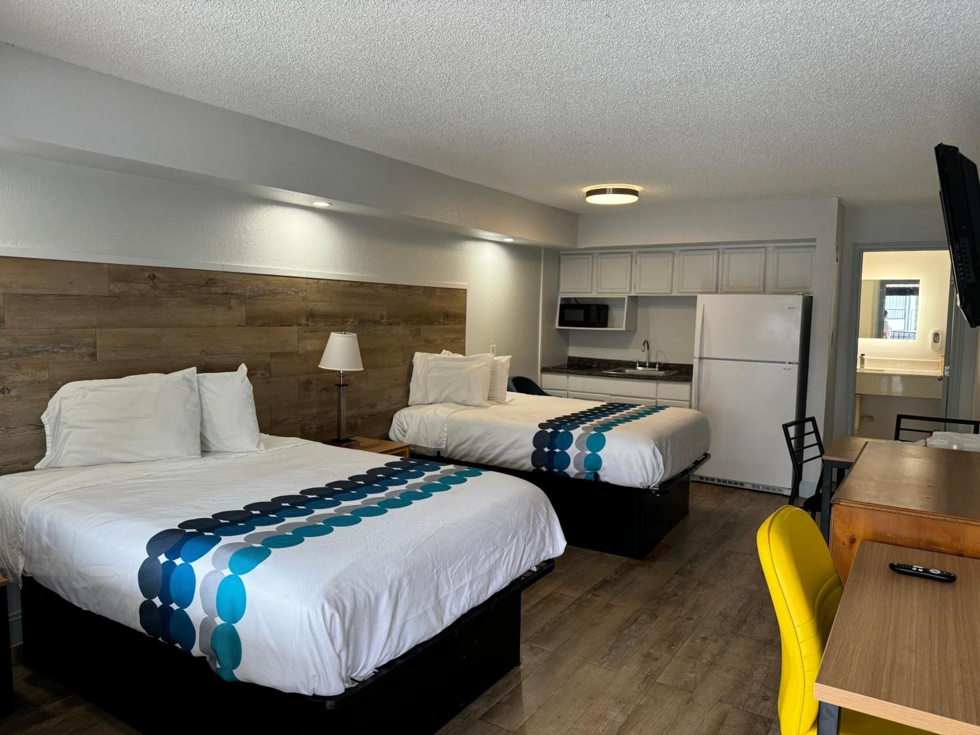 Ocean View Motel 2*