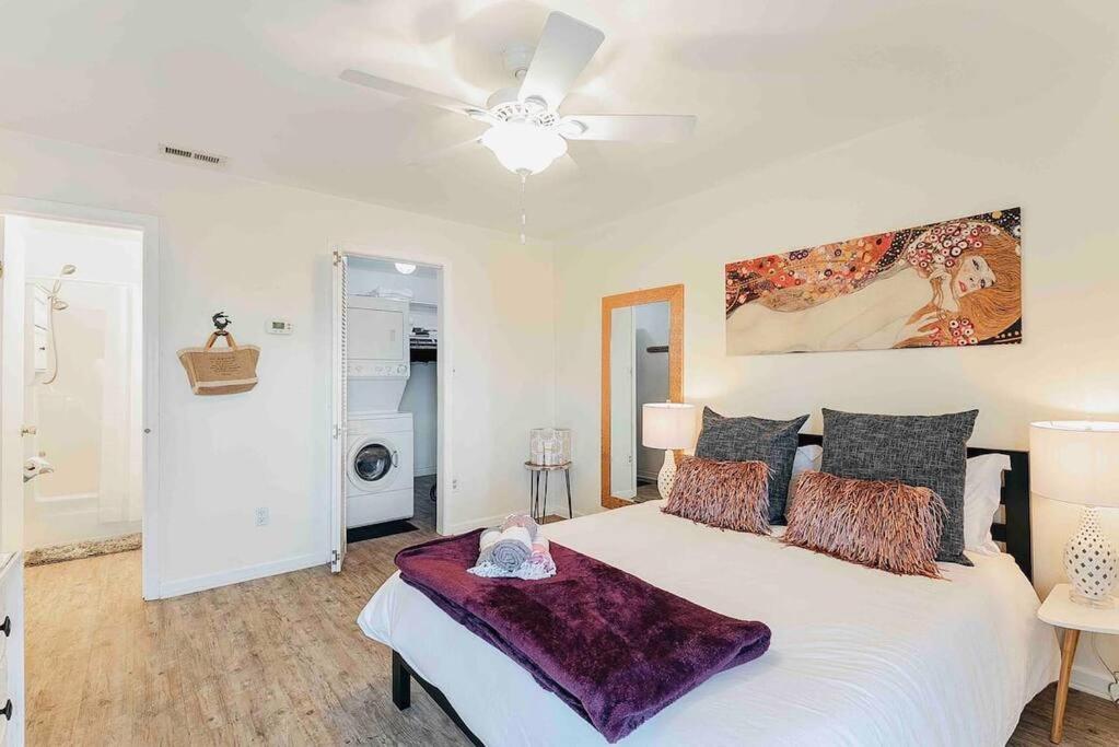 Serenity By The Sea Private Pets Welcome Holiday home *