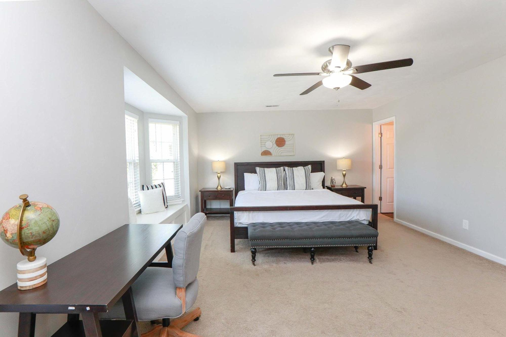 Sojourn Family Sleeps 6 Apartment *