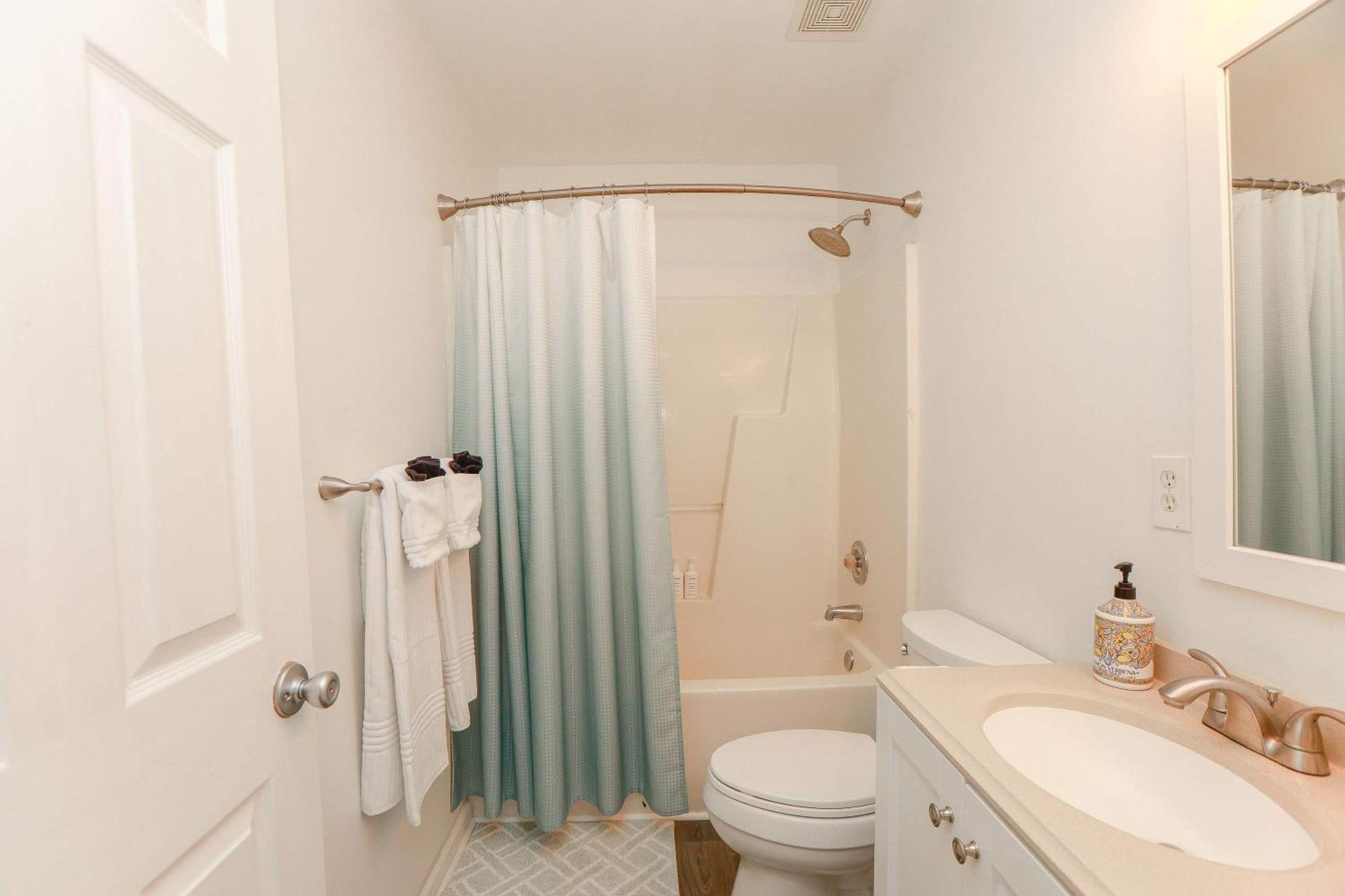 Sojourn Family Sleeps 6 Apartment Norfolk