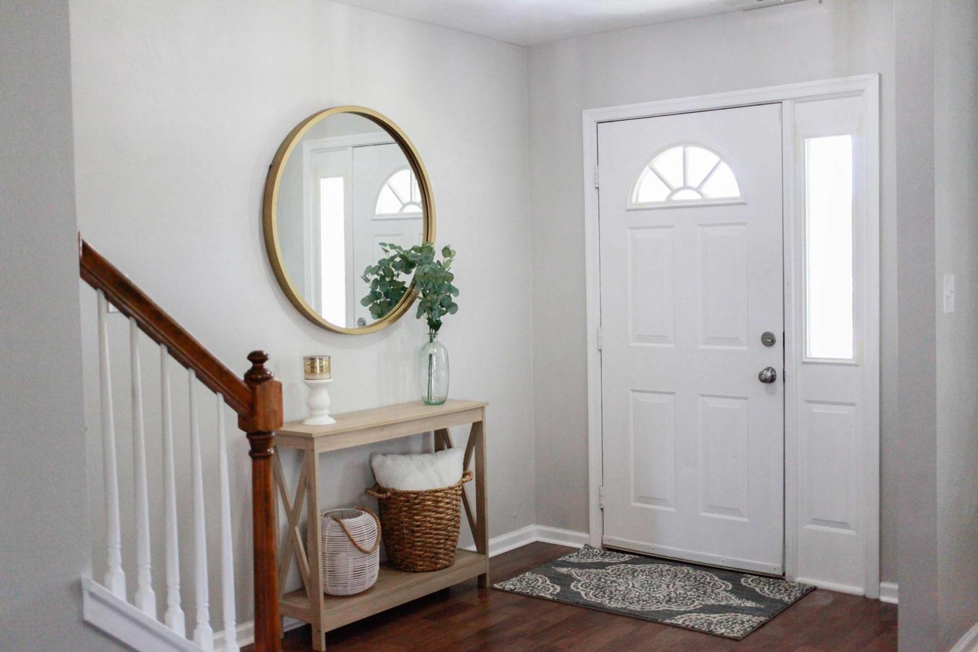 Apartment Sojourn Family Sleeps 6 *