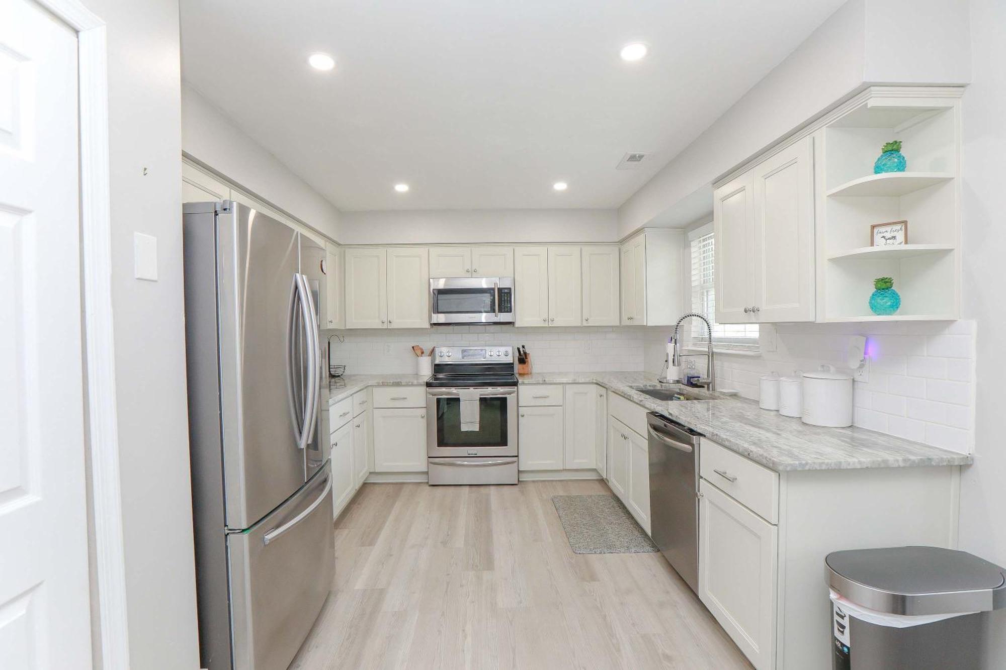 Sojourn Family Sleeps 6 Apartment *