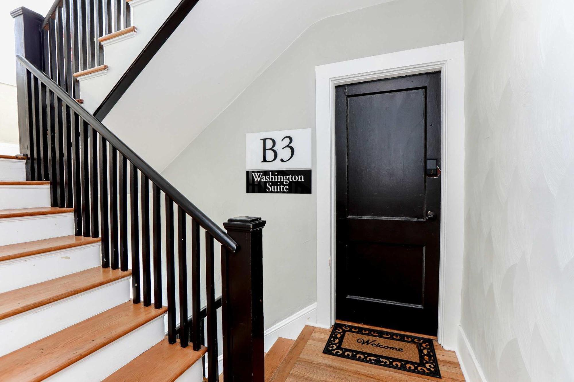 Sojourn At Colley Manor Unit 3