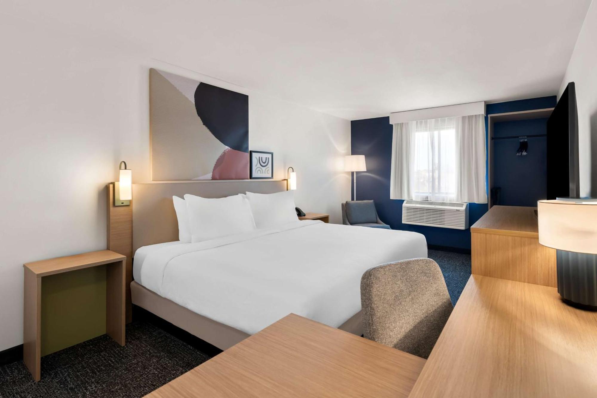 Spark By Hilton